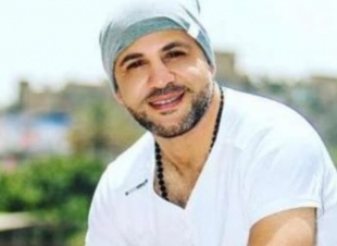 الخميس .. عزيز الشافعى ضيف الراديو بيضحك مع فاطمة مصطفى على 9090 